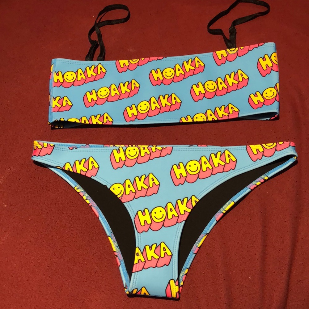 💸2 for!💸 NWOT Hoaka X Pony smiley set
